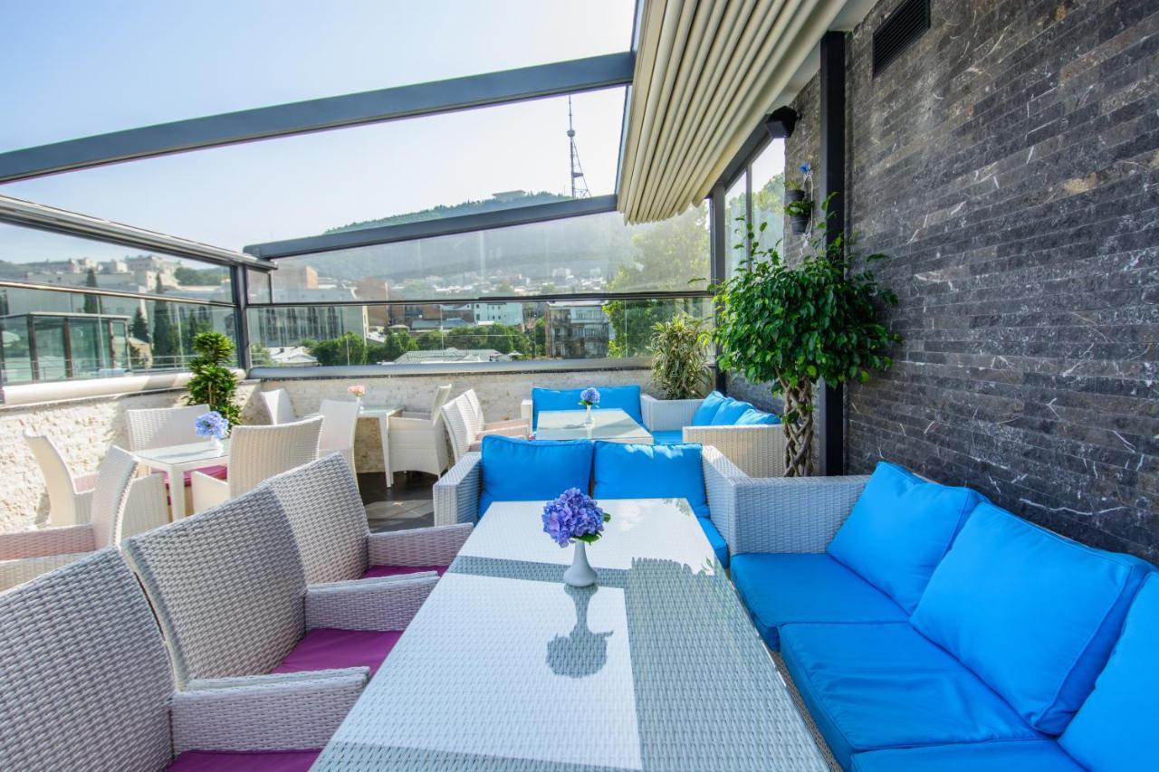 River Side Hotel Tbilisi Exterior foto Sky Bar